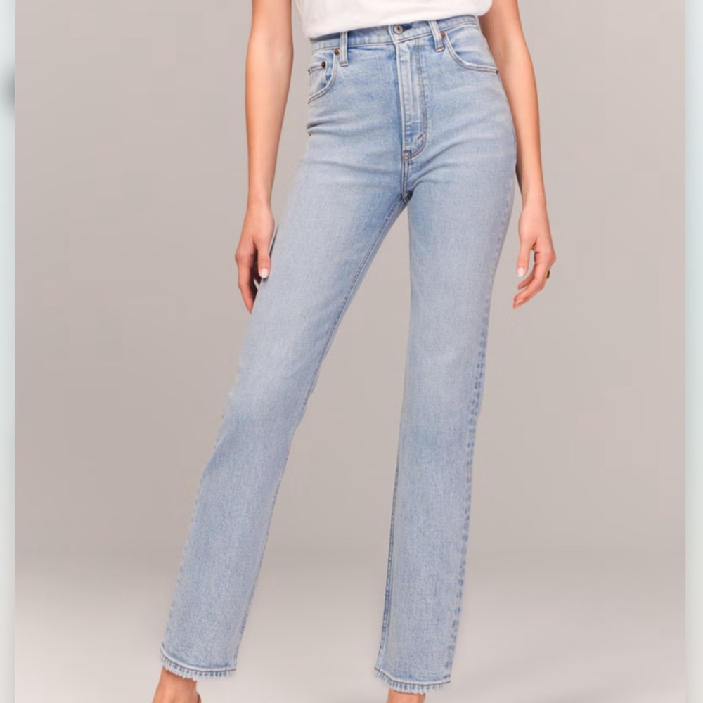 Abercrombie & Fitch Light Blue Ankle Straight Jeans